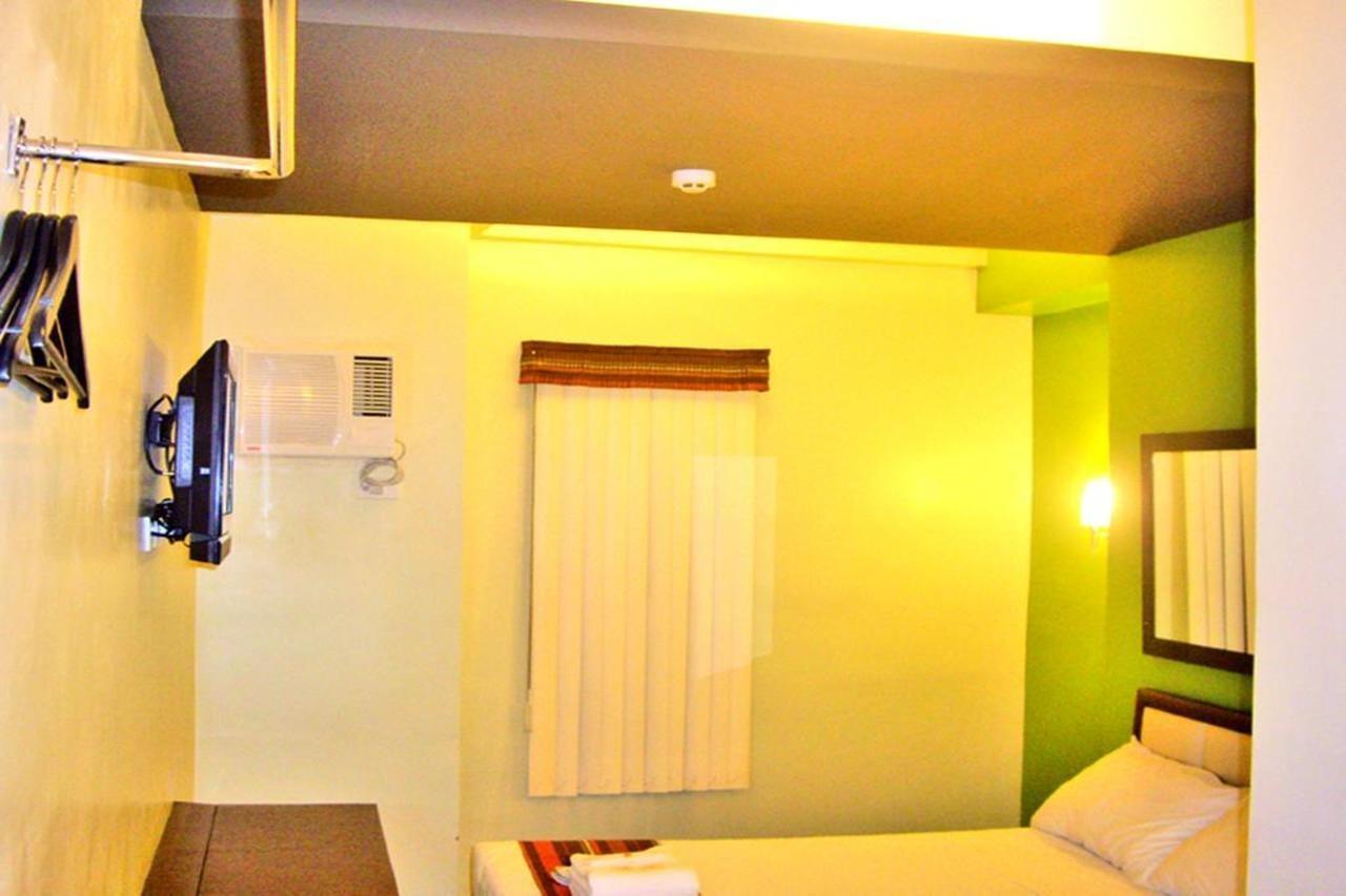 Express Inn Mactan Мактан Экстерьер фото