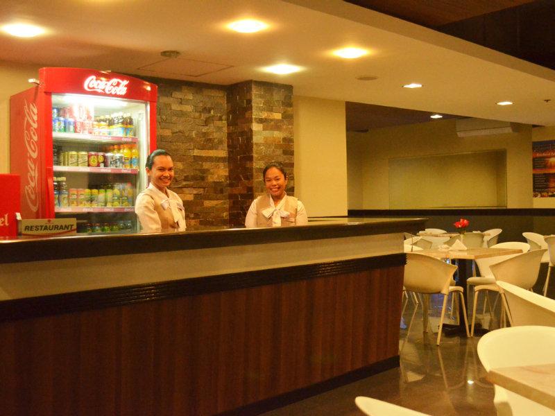 Express Inn Mactan Мактан Экстерьер фото